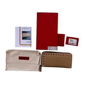 Valentino Rockstud‎ Wallet Tan Leather Garavani Zip Around Continental BOX COA